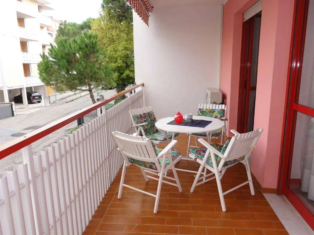 Apartment In Bibione 38277 Italy