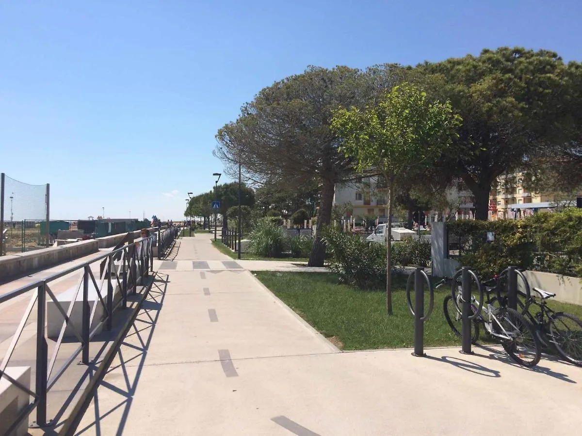 Apartment In Bibione 38277 Italy